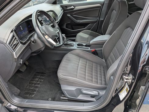Used 2022 Volkswagen Jetta Sport FWD image 26