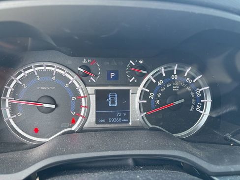 Used 2019 Toyota 4Runner Limited AWD/4WD image 2
