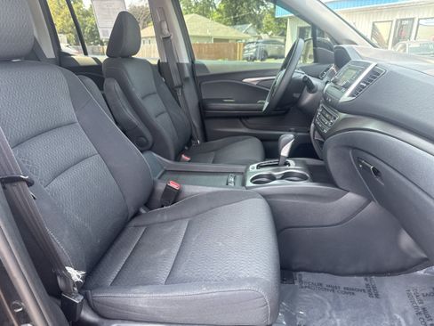 Used 2019 Honda Ridgeline Sport image 14