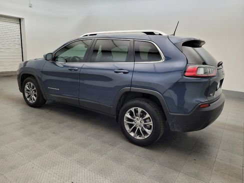 Used 2019 Jeep Cherokee Latitude Plus FWD image 3