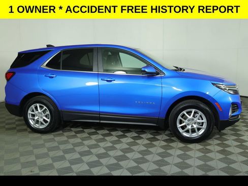 Used 2024 Chevrolet Equinox LT image 2