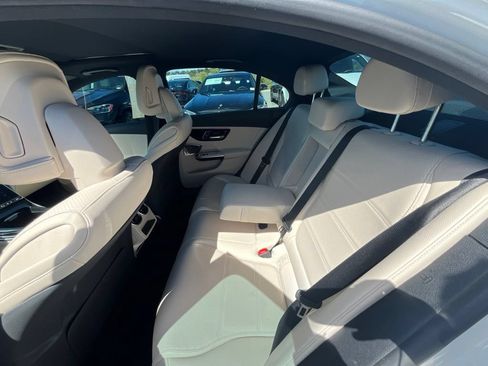 Used 2023 Mercedes-Benz C 300 Sedan image 10