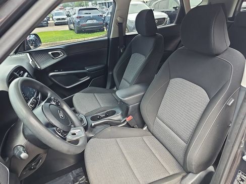 Used 2021 Kia Soul S FWD image 14