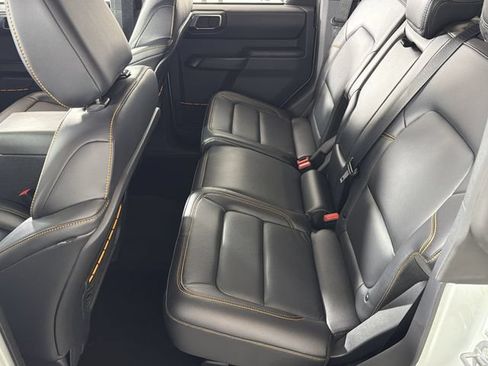 Certified 2024 Ford Bronco Badlands AWD/4WD image 21