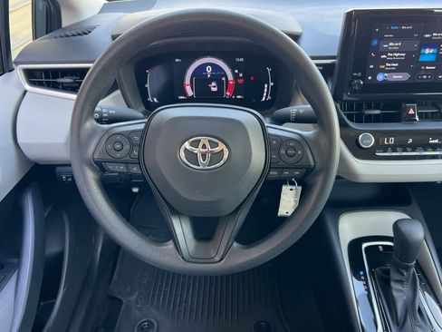 Used 2026 Toyota Corolla LE image 14