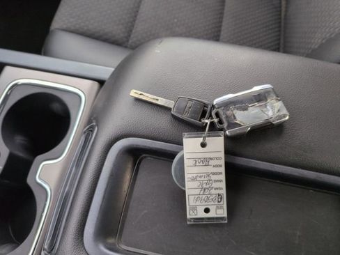 Used 2014 GMC Sierra 1500 SLE w/ All-Terrain Package image 28