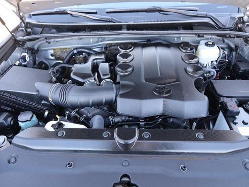 Certified 2024 Toyota 4Runner SR5 Premium image 7