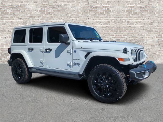 Used 2024 Jeep Wrangler Unlimited Sahara w/ Technology Group AWD/4WD image 1