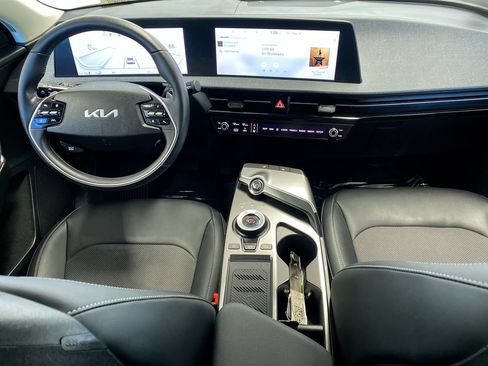 Used 2024 Kia EV6 Light RWD image 31