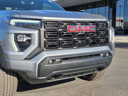 Used 2025 GMC Canyon Elevation w/ Convenience Package AWD/4WD image 8