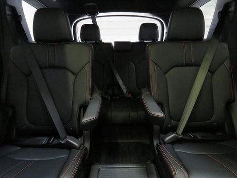 New 2025 Honda Pilot TrailSport image 8