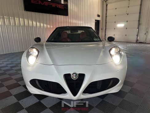 Used 2016 Alfa Romeo 4C Spider w/ Spider Track Package 3 RWD image 47