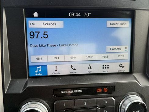 Used 2017 Ford F250 Platinum w/ Platinum Ultimate Package image 18