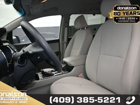 Used 2020 Kia Sedona LX FWD image 8