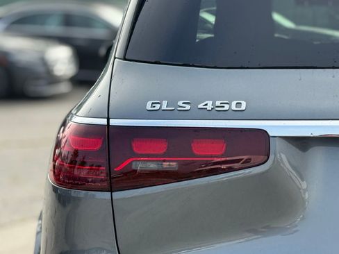 New 2026 Mercedes-Benz GLS 450 4MATIC image 8