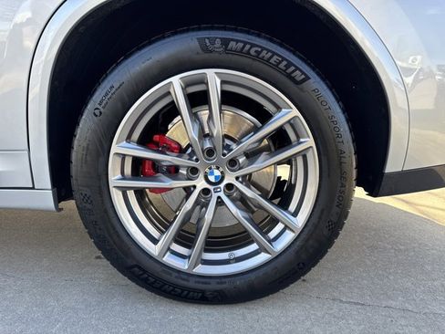 Used 2021 BMW X4 M40i w/ Premium Package image 26