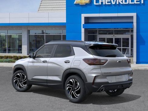 New 2026 Chevrolet TrailBlazer RS w/ Convenience Package FWD image 3