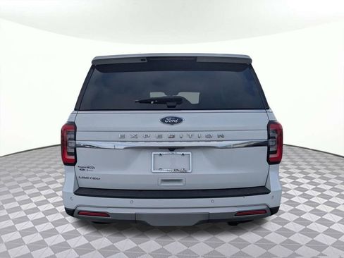 Used 2024 Ford Expedition Limited AWD/4WD image 4