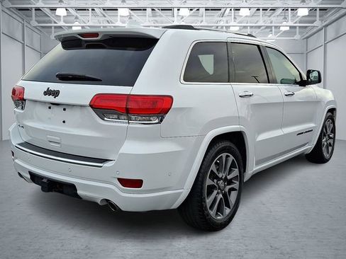 Used 2018 Jeep Grand Cherokee Overland image 5
