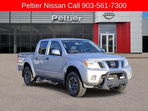 Used 2018 Nissan Frontier PRO-4X AWD/4WD image 1