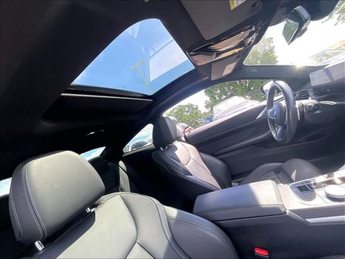 Certified 2024 BMW M440i Coupe w/ Premium Package image 23