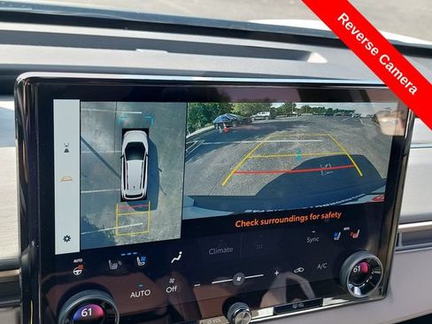 Used 2026 Toyota bZ Woodland AWD/4WD image 13