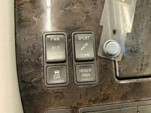 Used 2008 Lexus LS 460 L image 18