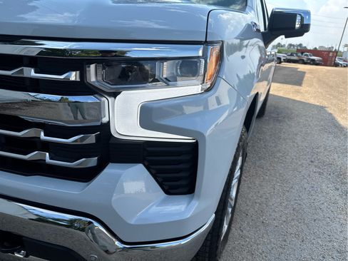 New 2026 Chevrolet Silverado 1500 LTZ w/ Technology Package AWD/4WD image 9