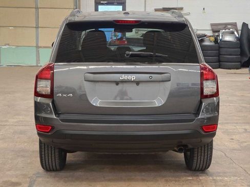 Used 2017 Jeep Compass Sport AWD/4WD image 18