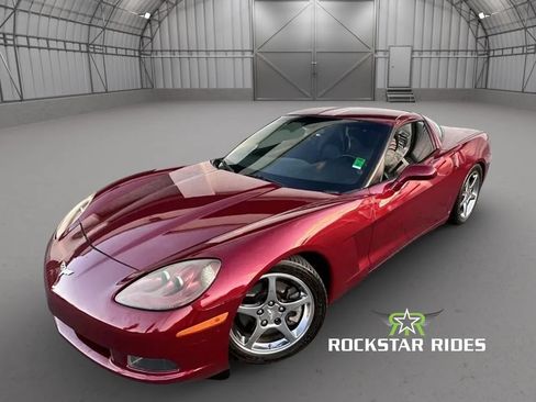 Used 2006 Chevrolet Corvette Coupe w/ Preferred Equipment Group RWD image 42