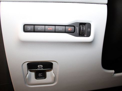 New 2026 Jeep Cherokee Limited AWD/4WD image 12