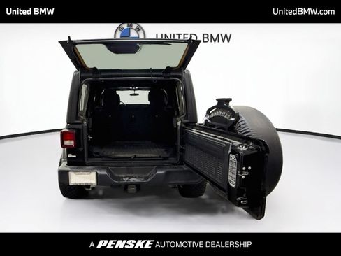 Used 2022 Jeep Wrangler Unlimited Sport AWD/4WD image 19