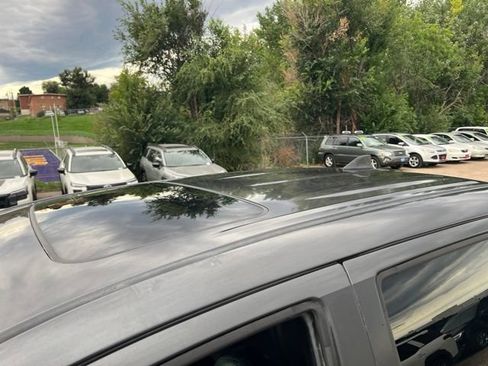 Used 2019 Toyota Tacoma TRD Off-Road AWD/4WD image 15