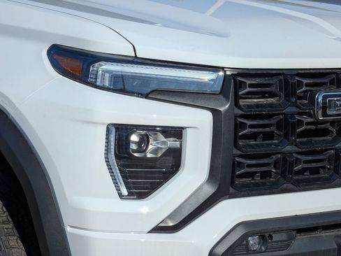 New 2026 GMC Canyon Elevation w/ Convenience Package image 14