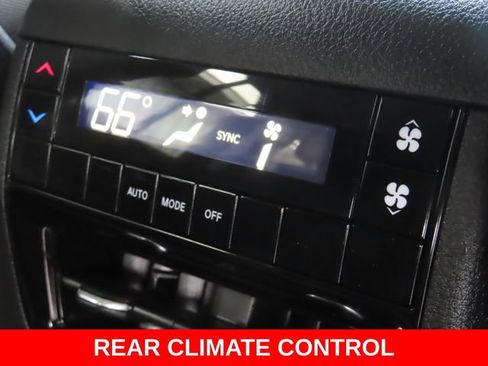 Used 2023 Jeep Grand Cherokee L Laredo w/ Luxury Tech Group I AWD/4WD image 26