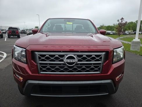 Used 2022 Nissan Frontier SV AWD/4WD image 3