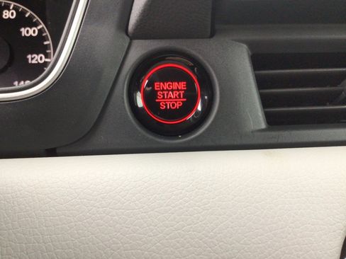 Used 2023 Honda Pilot LX image 20