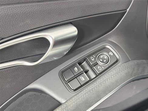 Certified 2025 Porsche 718 Cayman GTS RWD image 28