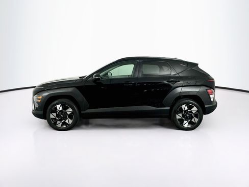 Used 2025 Hyundai Kona SEL AWD/4WD image 4