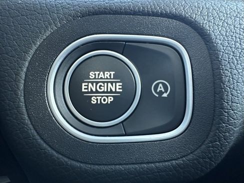 Certified 2024 Mercedes-Benz GLS 450 4MATIC image 26