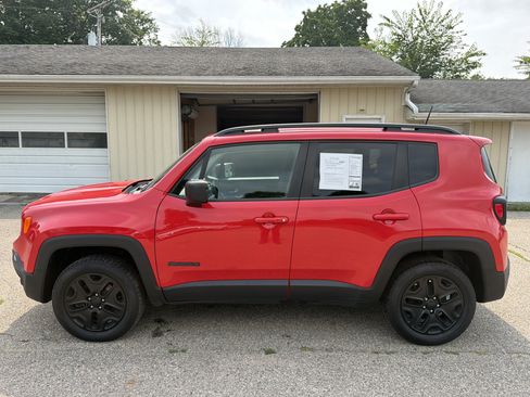 Used 2018 Jeep Renegade Sport w/ Power & Air Group AWD/4WD image 8