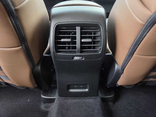 New 2026 Ford Bronco Sport Outer Banks w/ Outer Banks Tech Package+ AWD/4WD image 16