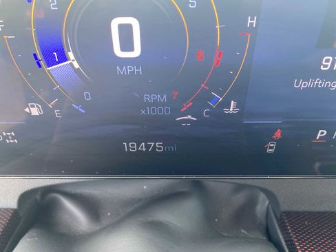 Used 2024 Chevrolet Traverse RS w/ LPO, Floor Liner Package image 21