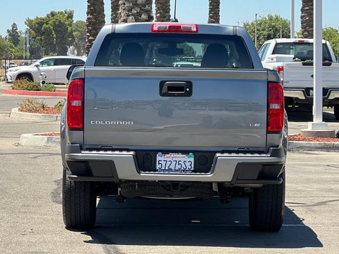 Used 2022 Chevrolet Colorado LT RWD image 6