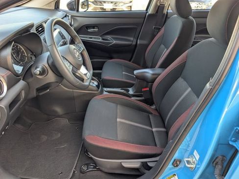 Used 2025 Nissan Versa SR FWD image 8