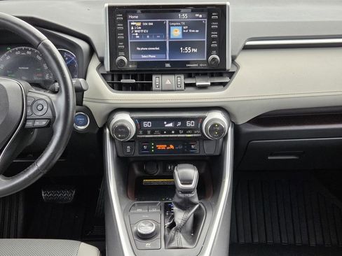 Used 2019 Toyota RAV4 Limited AWD/4WD image 13