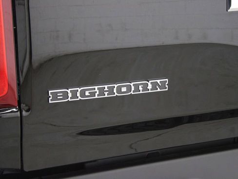 New 2026 RAM 1500 4x4 Crew Cab image 44