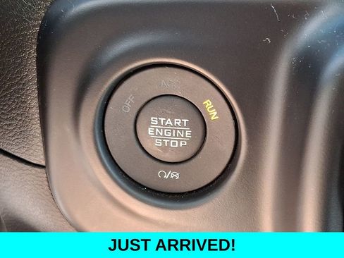 Used 2023 Jeep Wrangler Unlimited w/ Cold Weather Group image 25