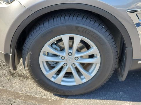 Used 2012 INFINITI FX35 2WD w/ Premium Pkg image 12