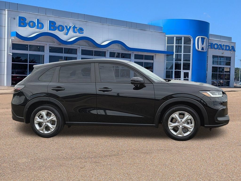 Used 2024 Honda HR-V LX image 4